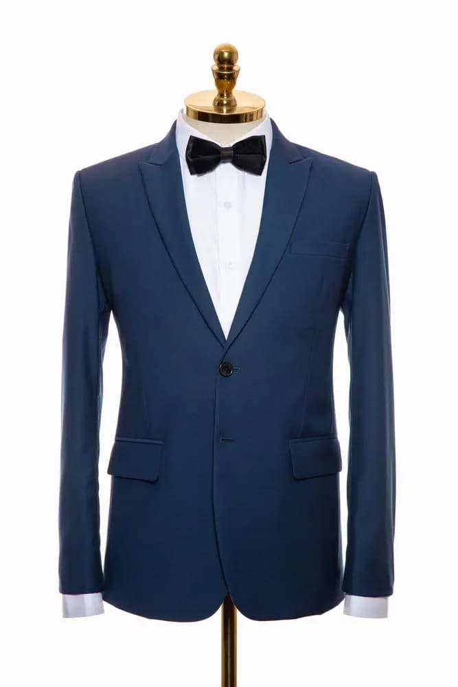 Các mẫu Suit V1-V2 50% Wool trong chương trình " 1000 BỘ SUIT GIÁ 1.800.000 - TRI ÂN KHÁCH HÀNG 10 NĂM ĐỒNG HÀNH " của Mon Amie.