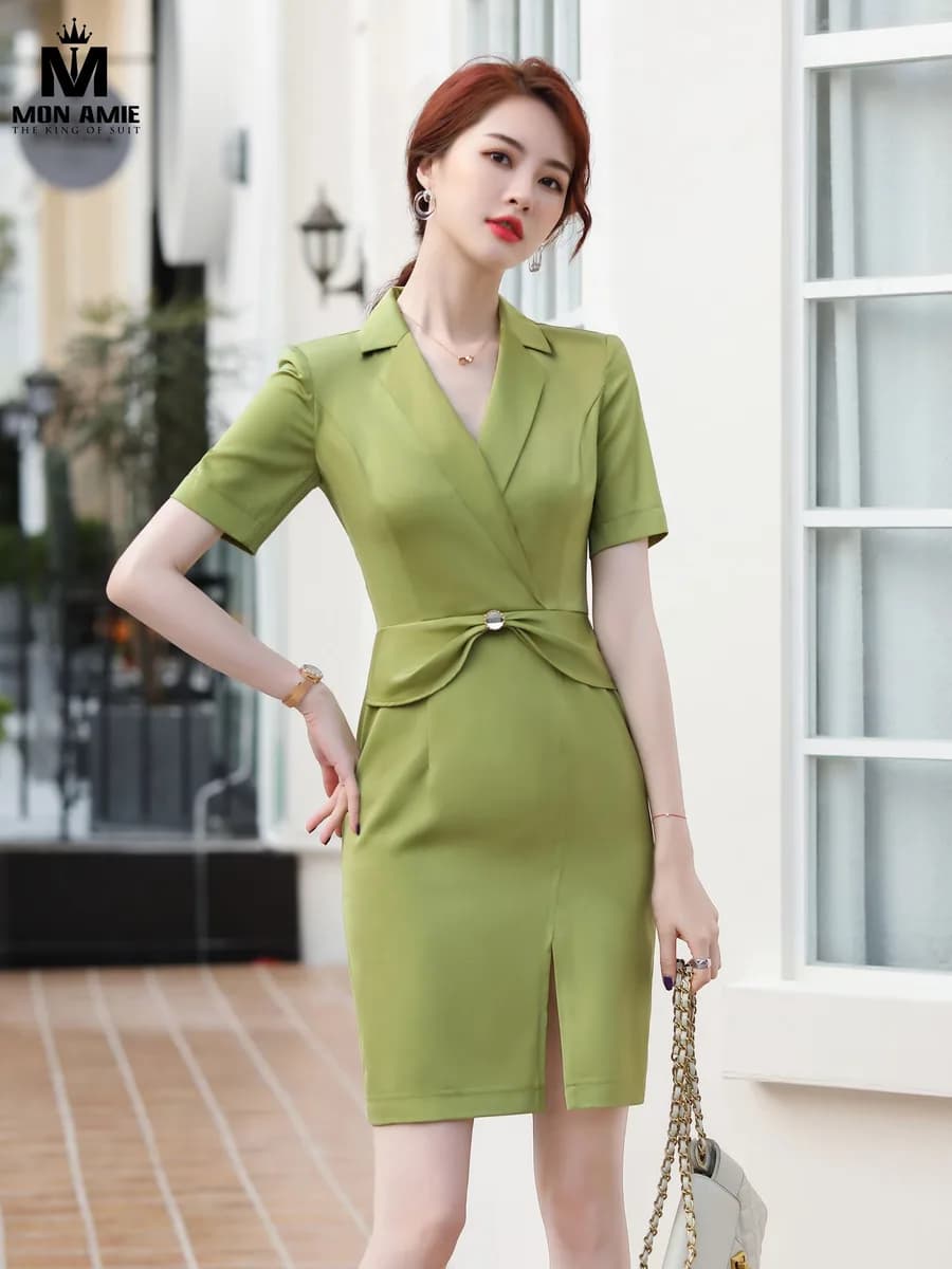Đầm Cổ Vest Xanh Lá Mạ Eo Nơ Đính Đá
