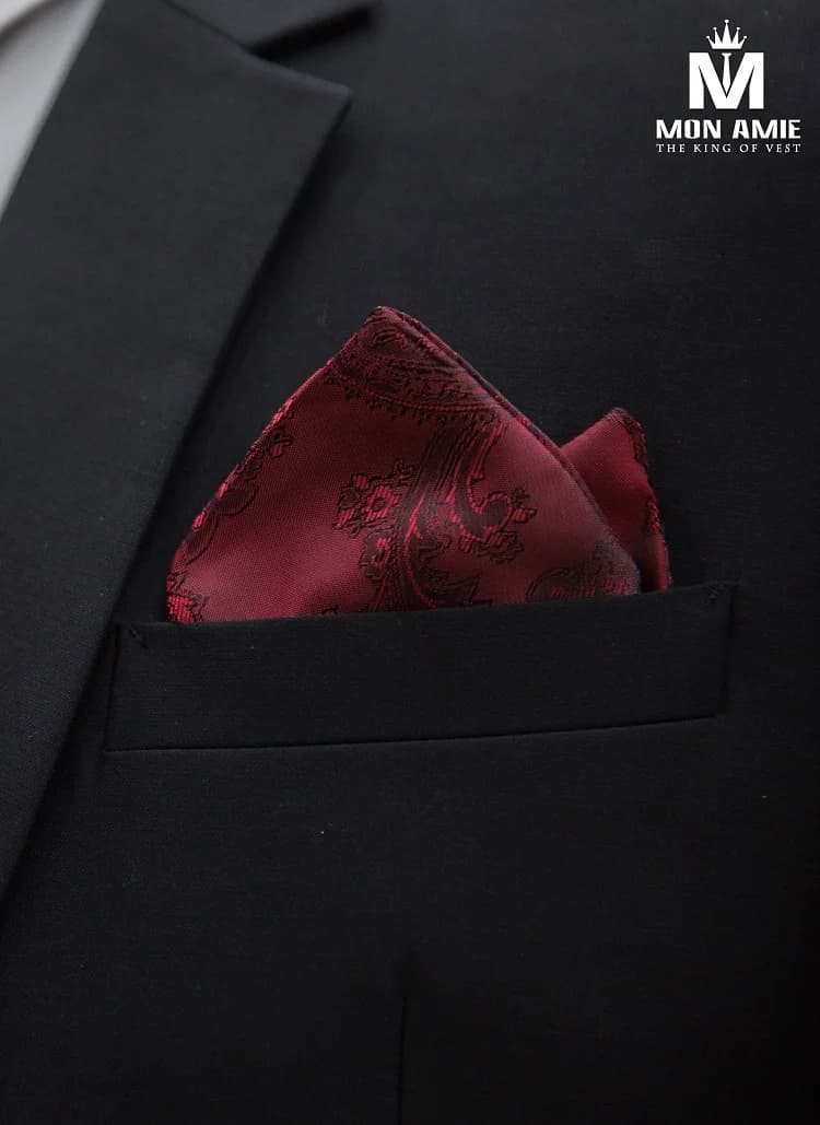 Pocket Square Đỏ Đô Paisley Gấp Hai Đỉnh