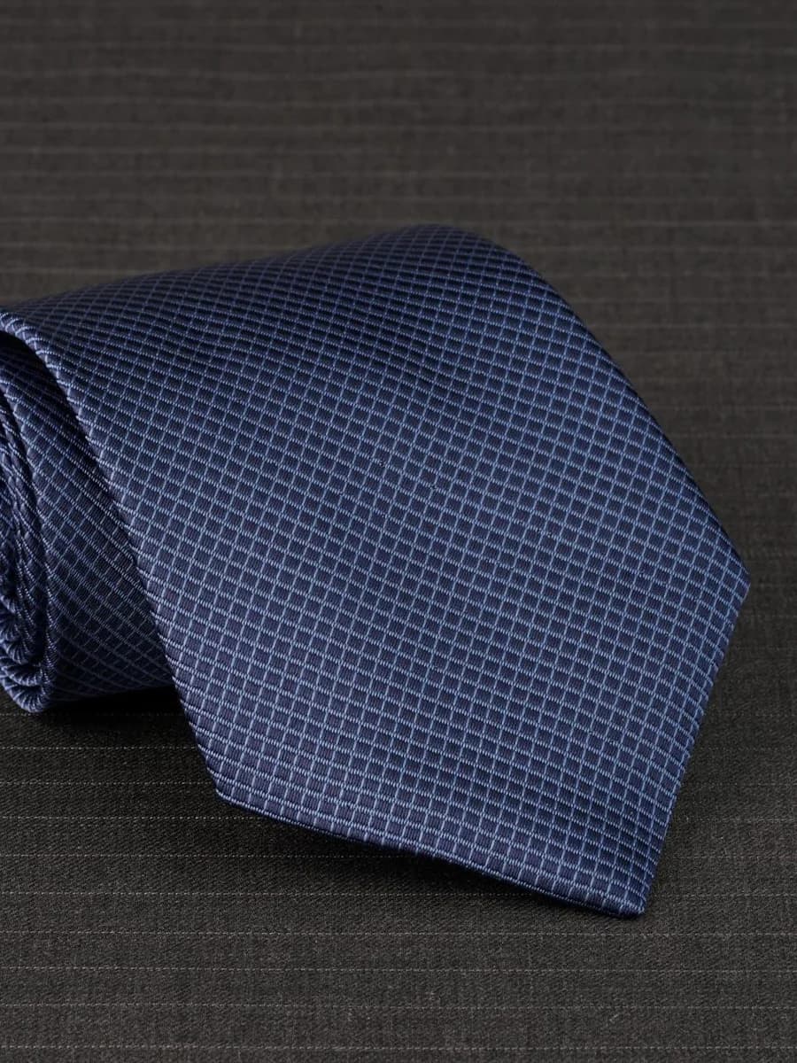 Cà Vạt Navy Ô Dệt Chìm