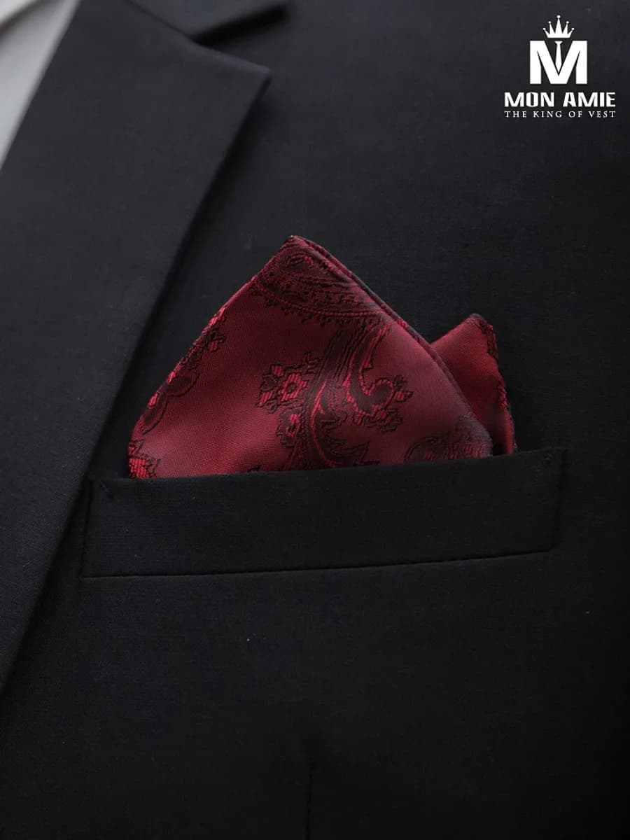 Pocket Square Đỏ Đô Paisley Gấp Hai Đỉnh