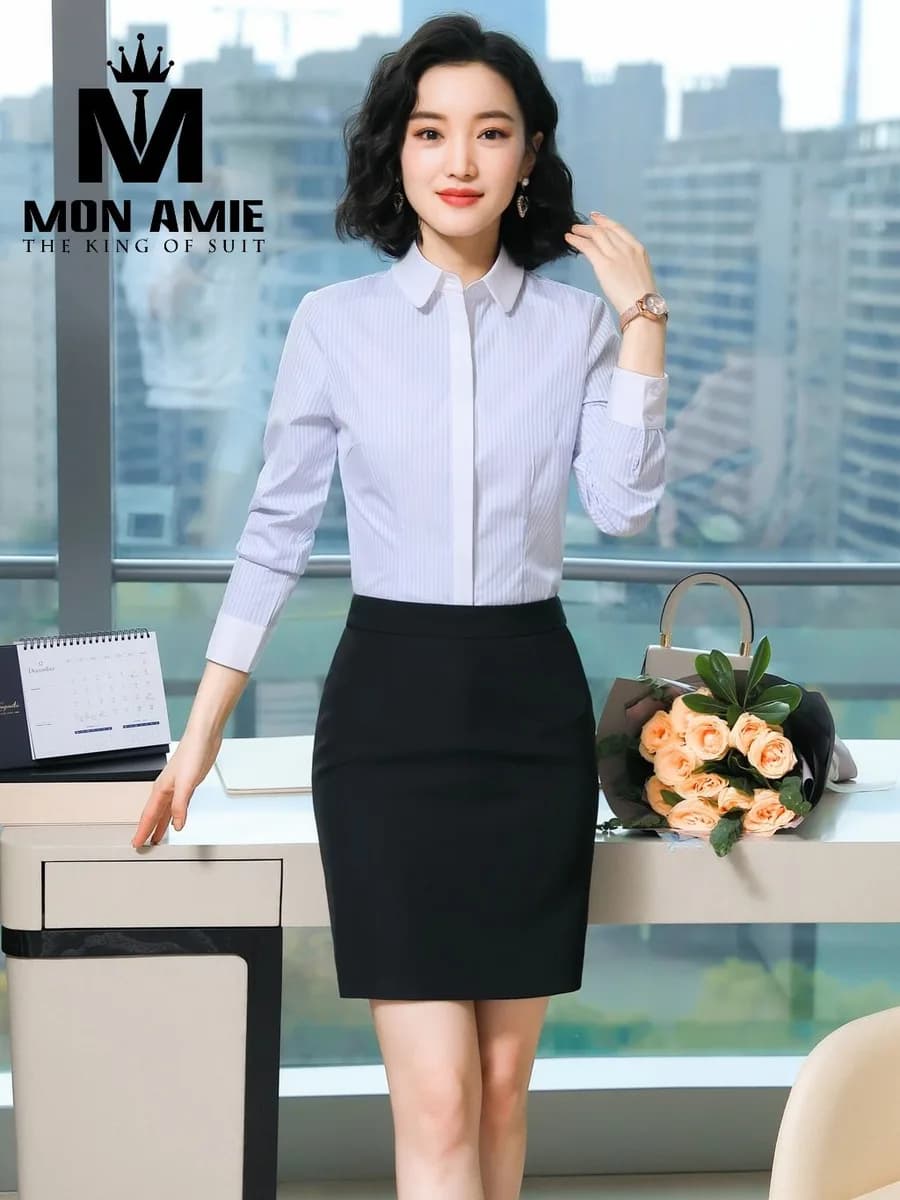 Sơ Mi Nữ Kẻ Sọc Tím Nhạt Cổ Và Măng Sét Trắng