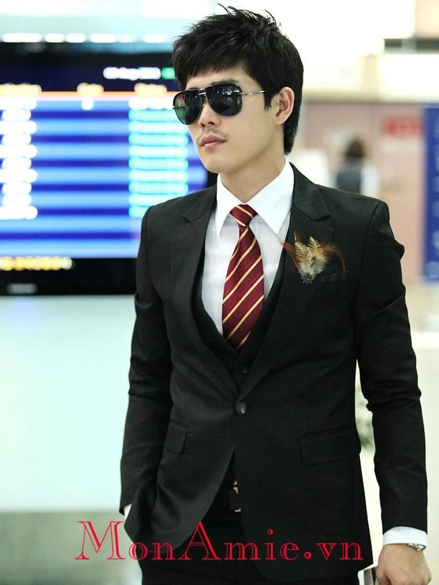 Vest Đen Ba Mảnh Quyền Lực Đen tuyền