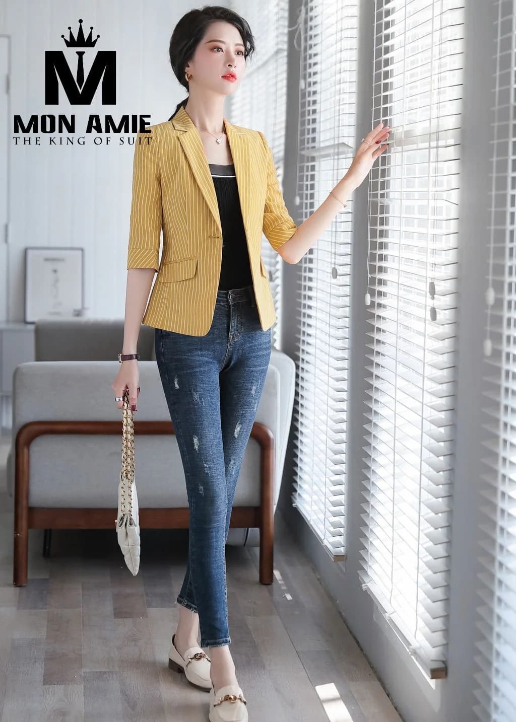 Áo Vest Nữ Vàng Kẻ Sọc Trắng Một Khuy Tay Lỡ