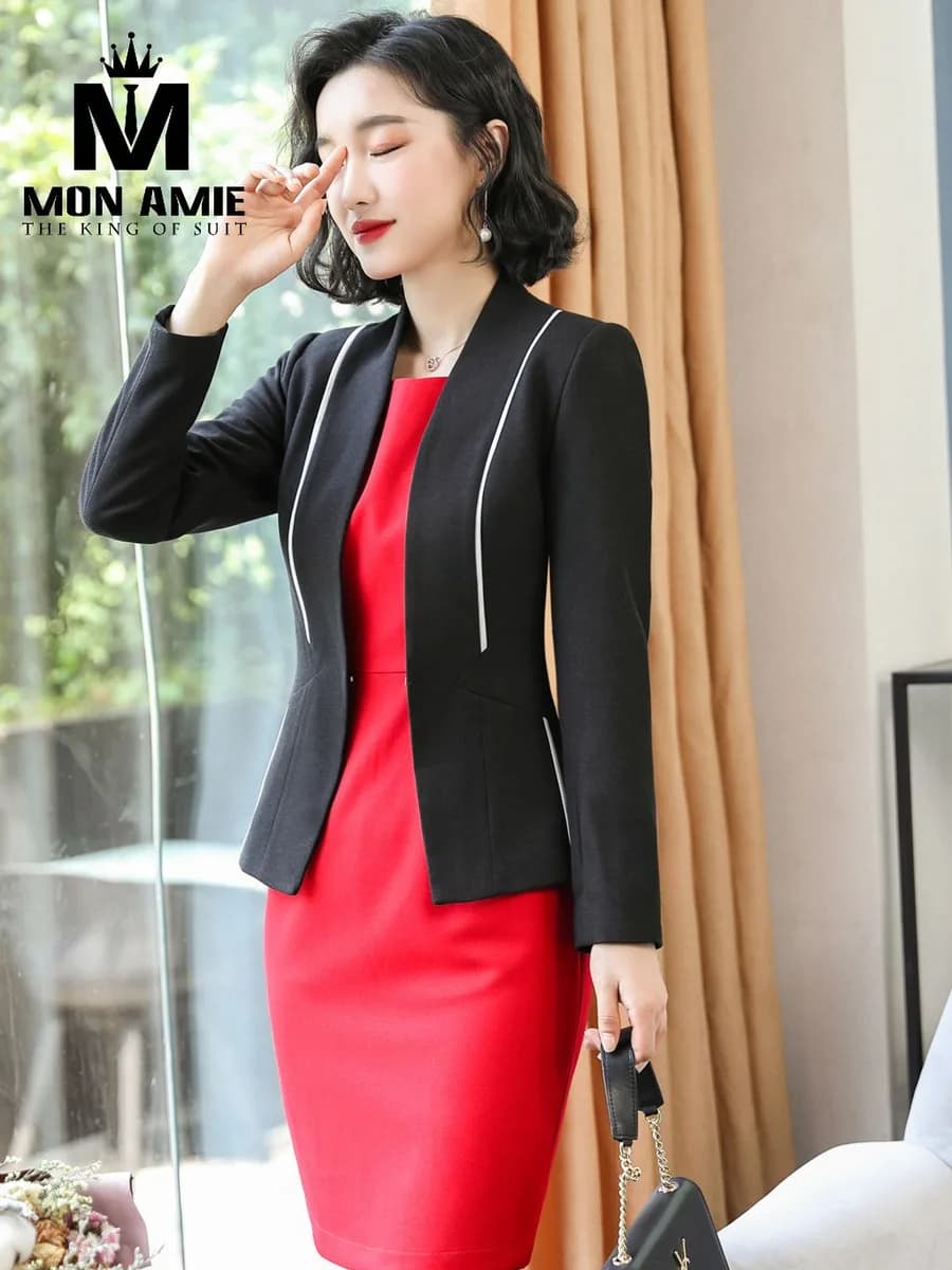 Suit Nữ Vest Đen Viền Trắng Phối Đầm Đỏ