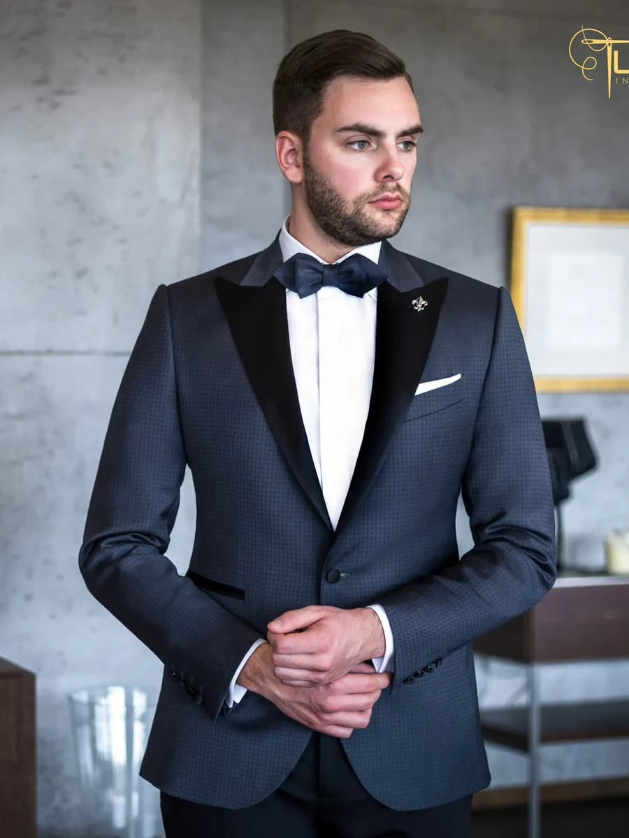 Tuxedo Xanh Than Dệt Chấm Nhỏ