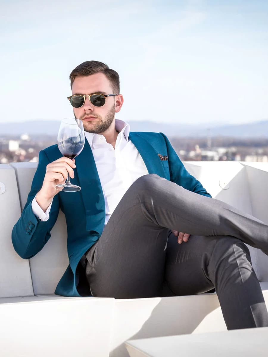 Blazer Xanh Cổ Vịt Phối Quần Xám