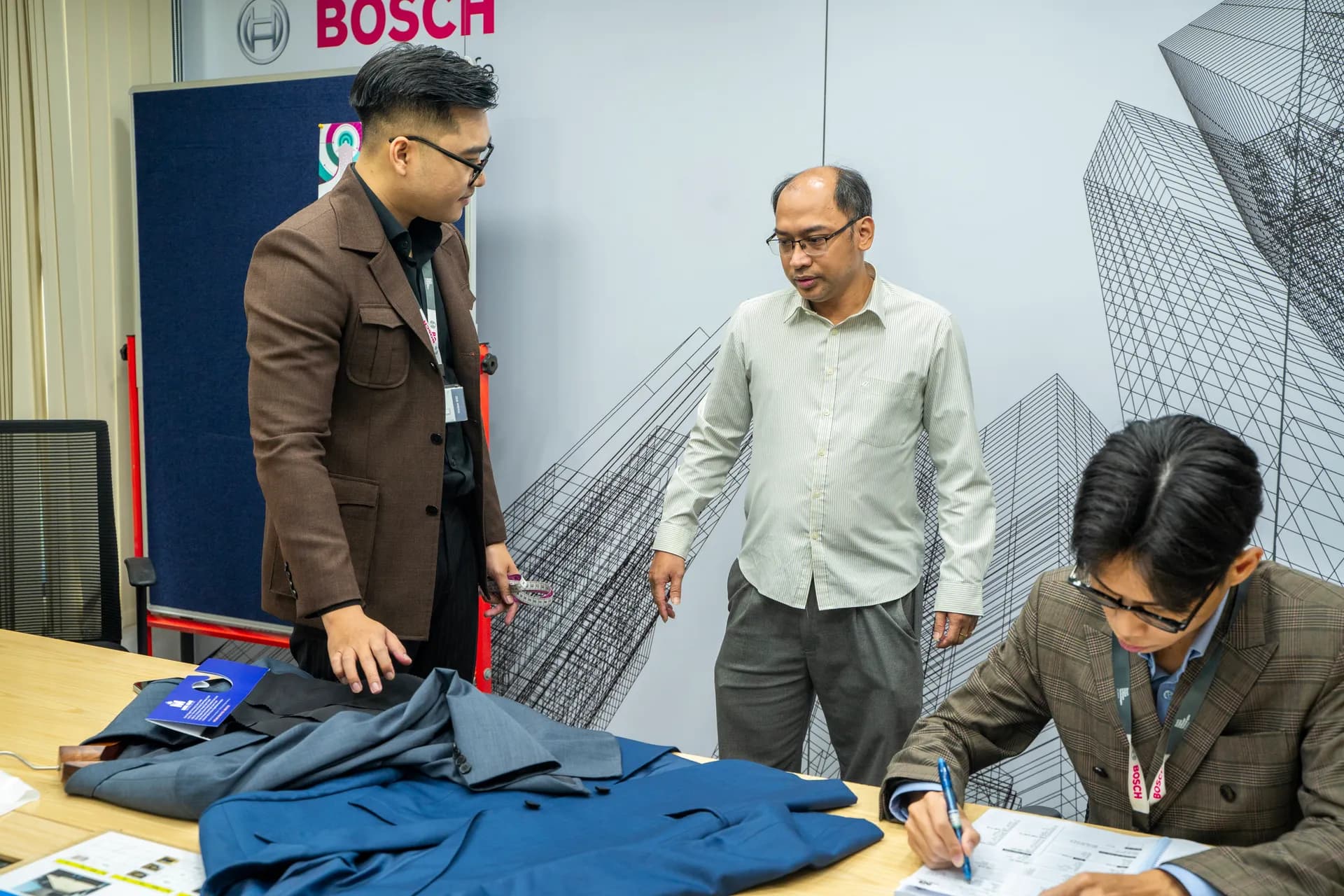 Đồng phục BOSCH — Mon Amie