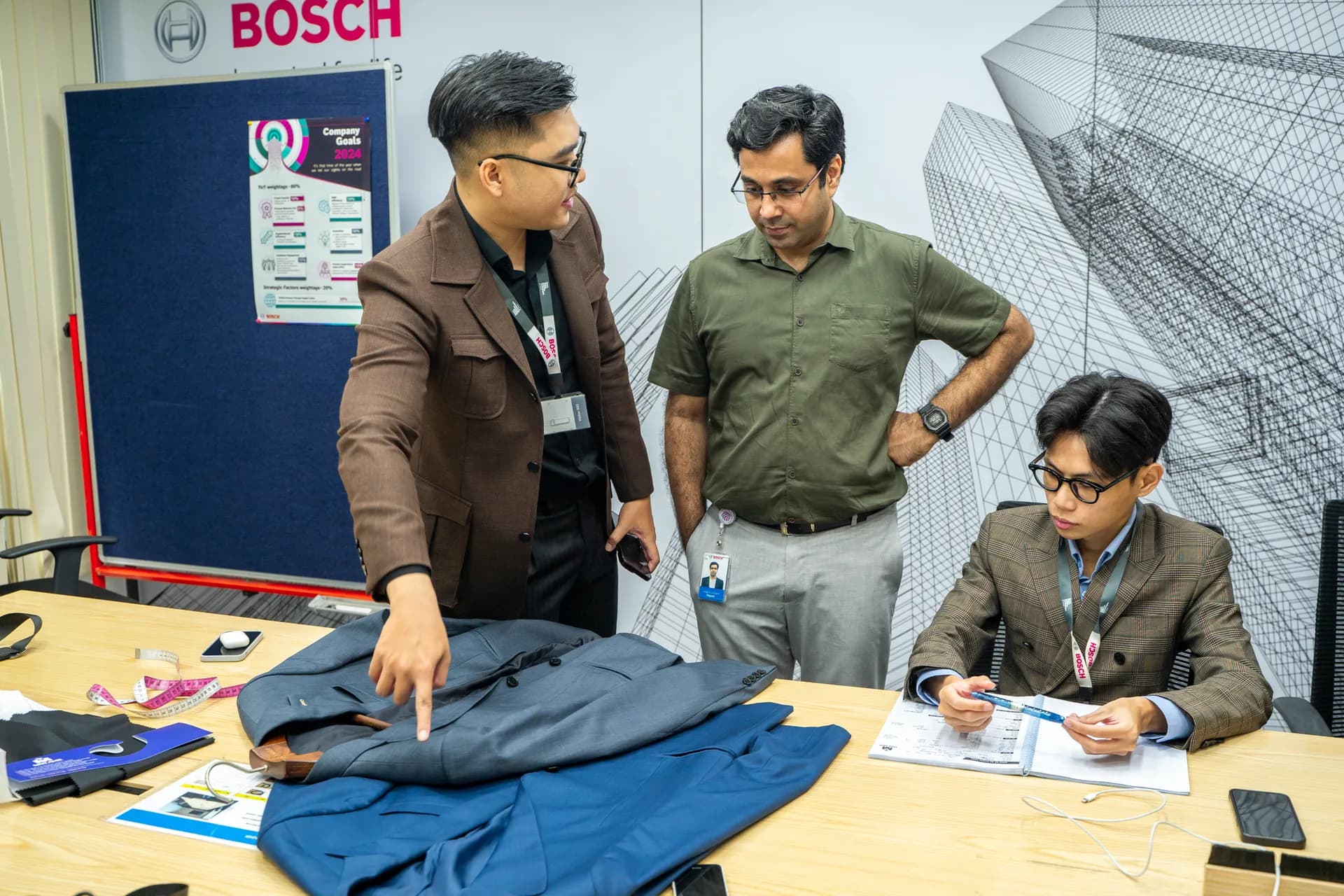 Đồng phục BOSCH — Mon Amie