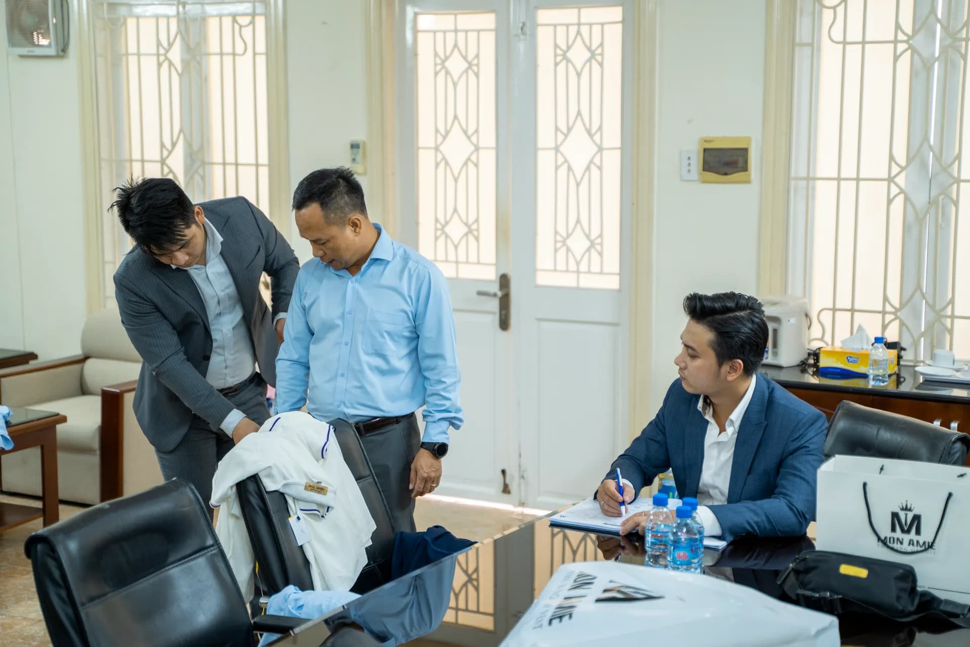 Đồng phục PV GAS — Mon Amie