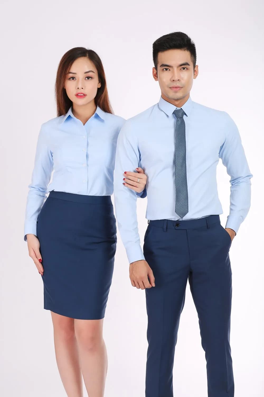 Công sở sắc xanh — Mon Amie