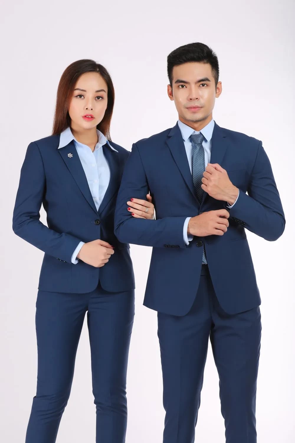 Công sở sắc xanh — Mon Amie