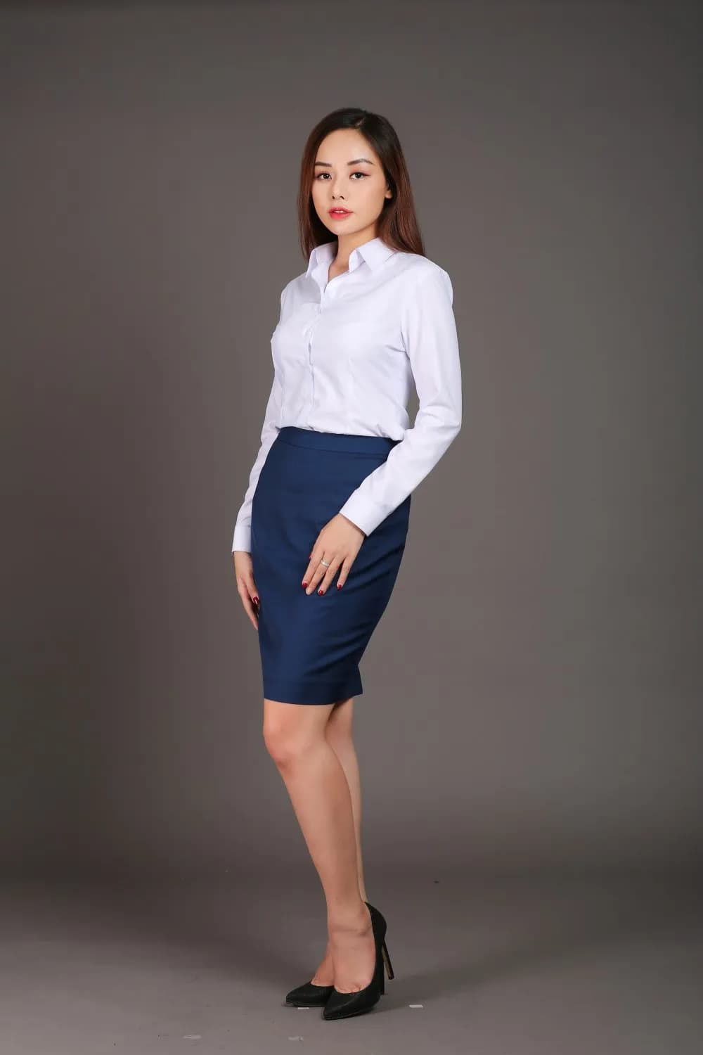 Công sở sắc xanh — Mon Amie