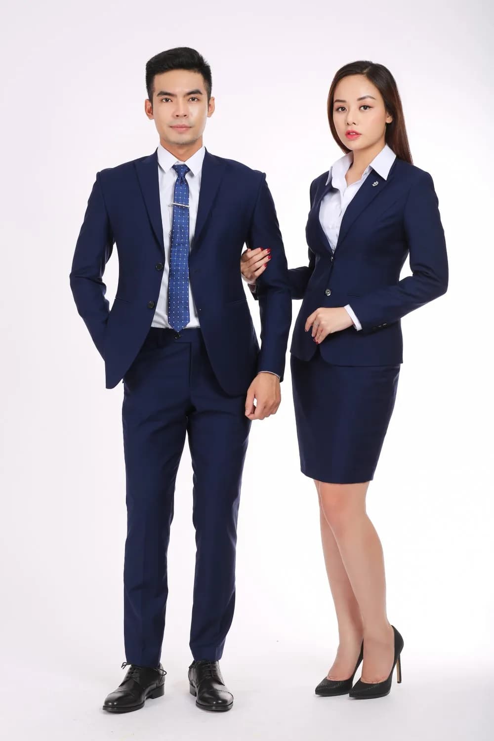 Công sở sắc xanh — Mon Amie