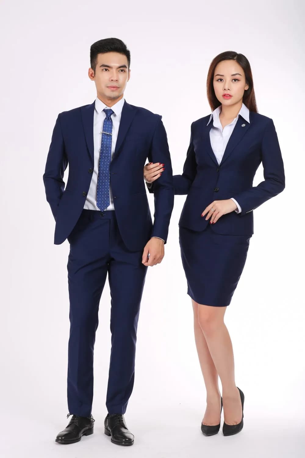 Công sở sắc xanh — Mon Amie