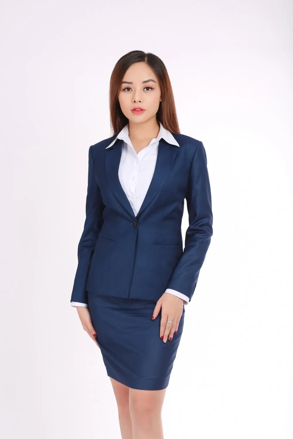Công sở sắc xanh — Mon Amie