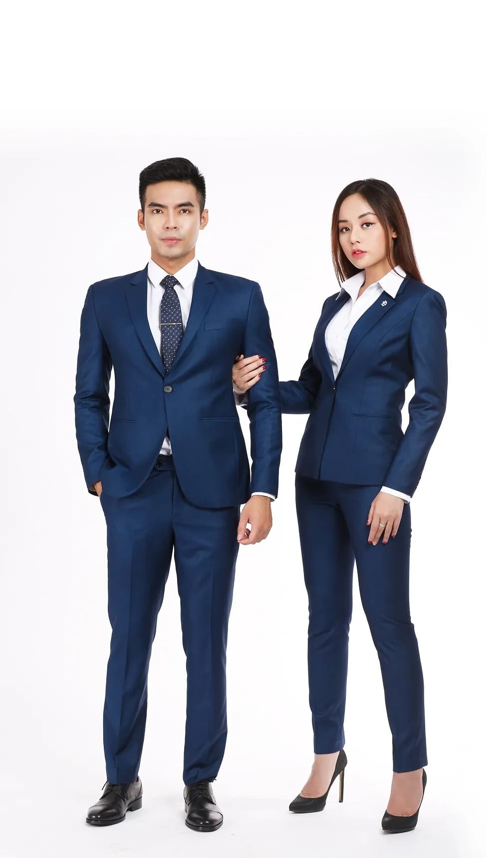 Công sở sắc xanh — Mon Amie