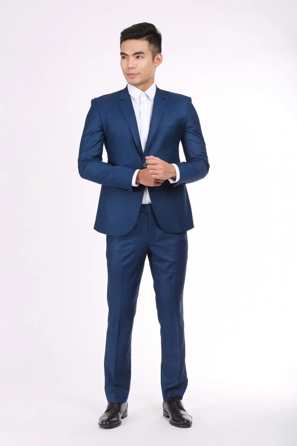 Công sở sắc xanh — Mon Amie