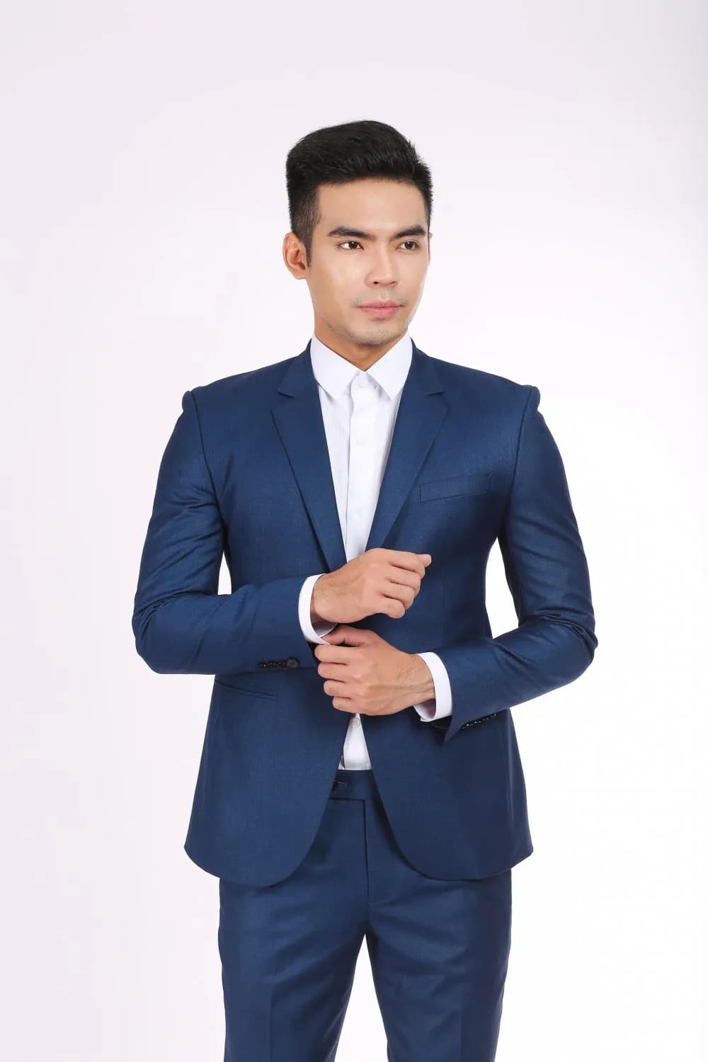 Công sở sắc xanh — Mon Amie