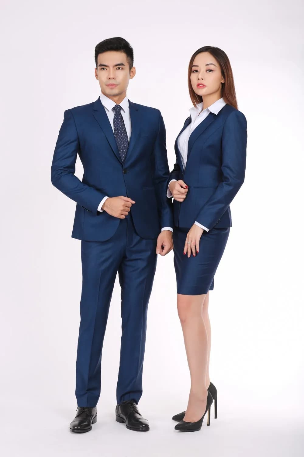 Công sở sắc xanh — Mon Amie