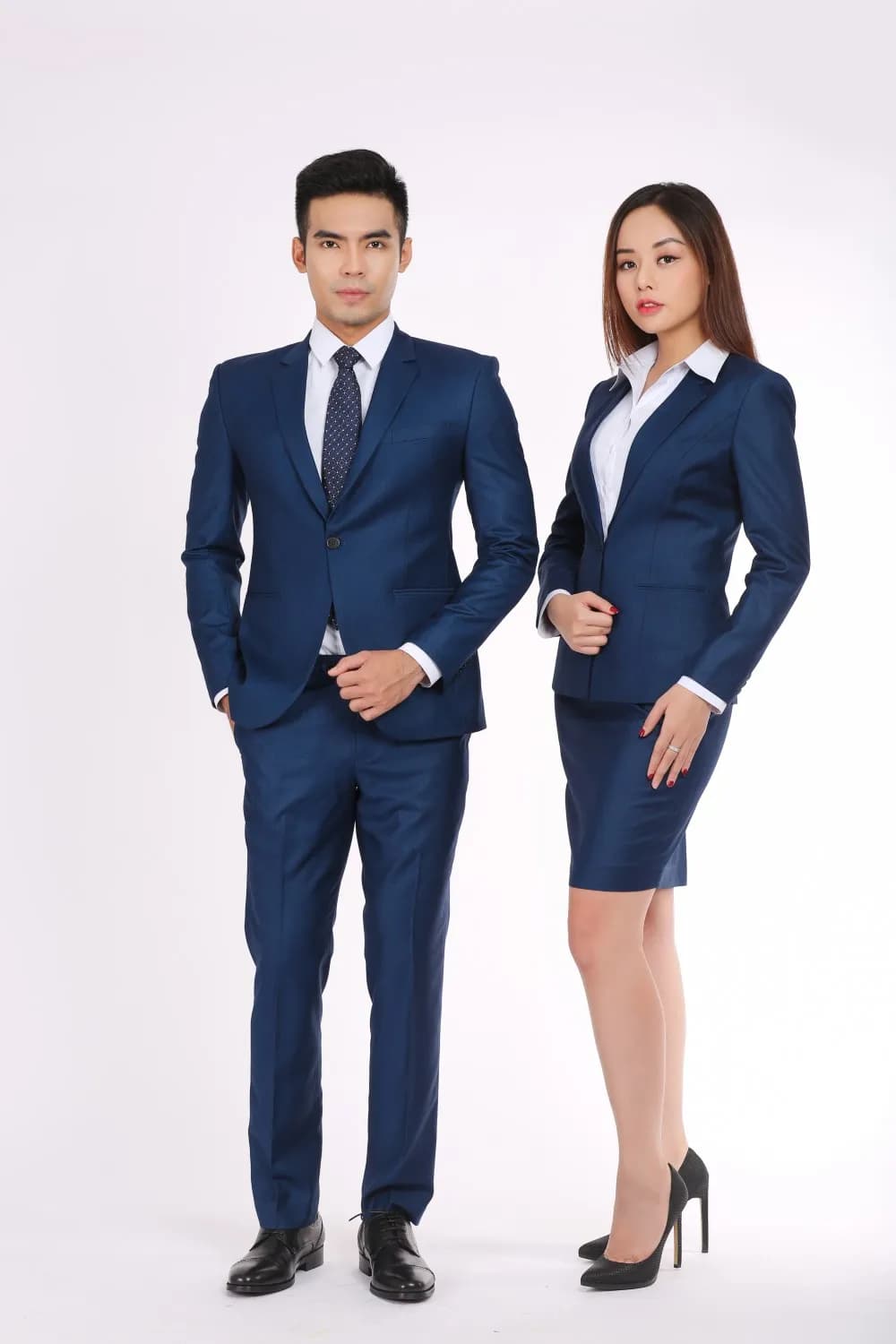 Công sở sắc xanh — Mon Amie