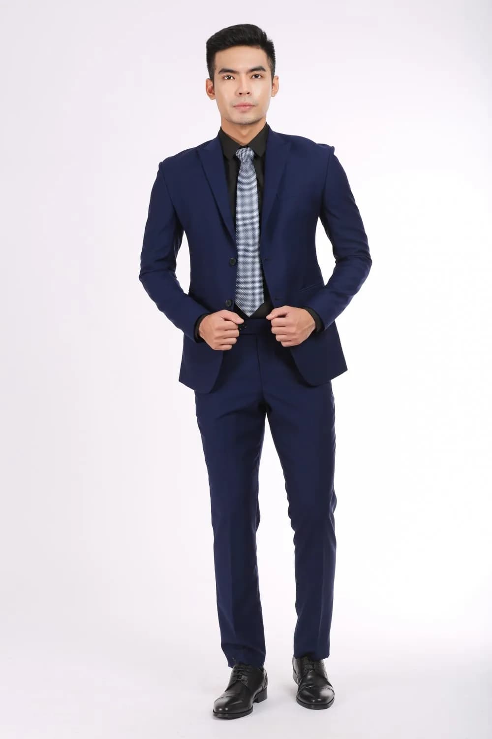 Công sở sắc xanh — Mon Amie