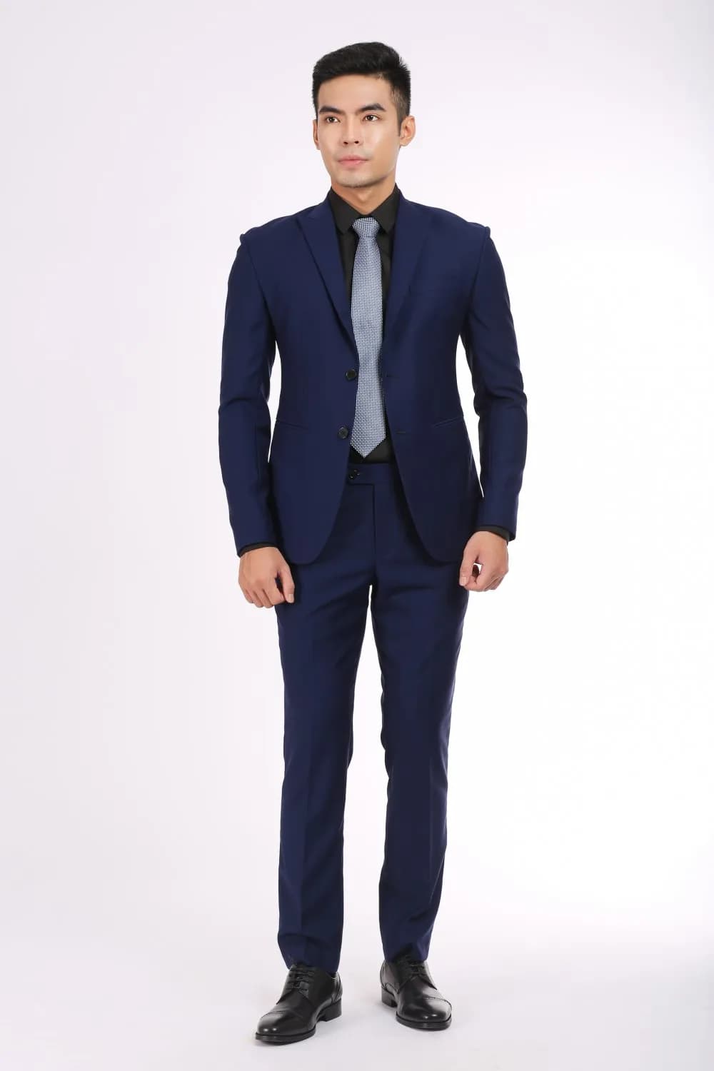 Công sở sắc xanh — Mon Amie