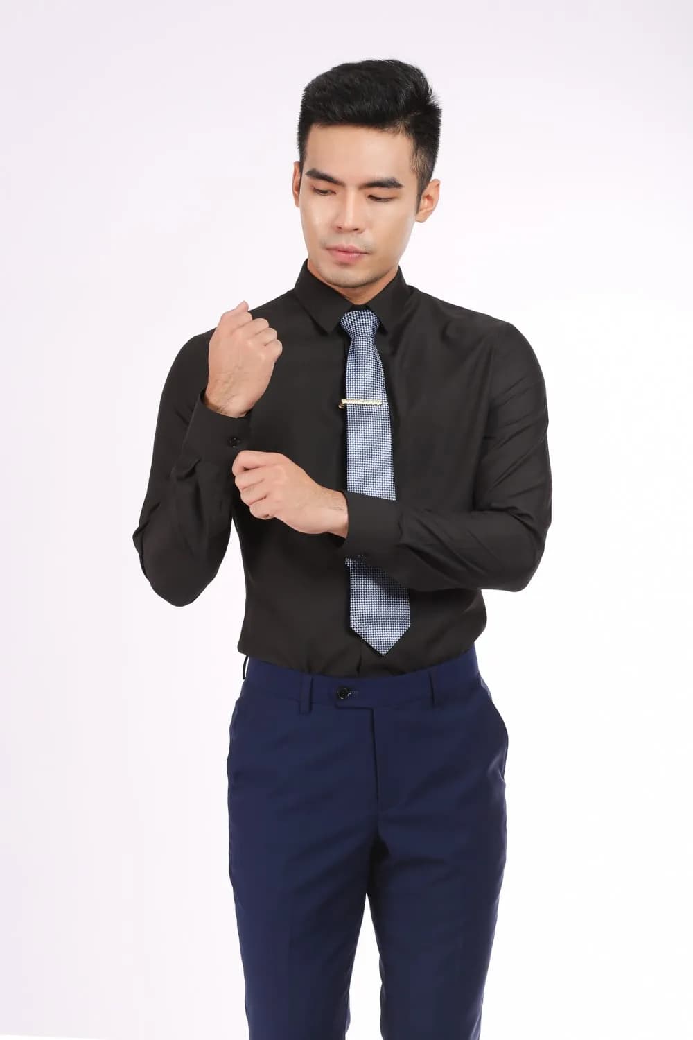 Công sở sắc xanh — Mon Amie