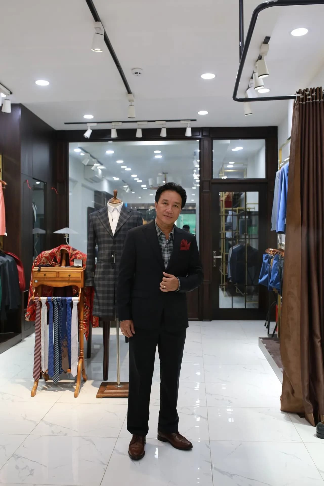 Phóng sự tại showroom — Mon Amie