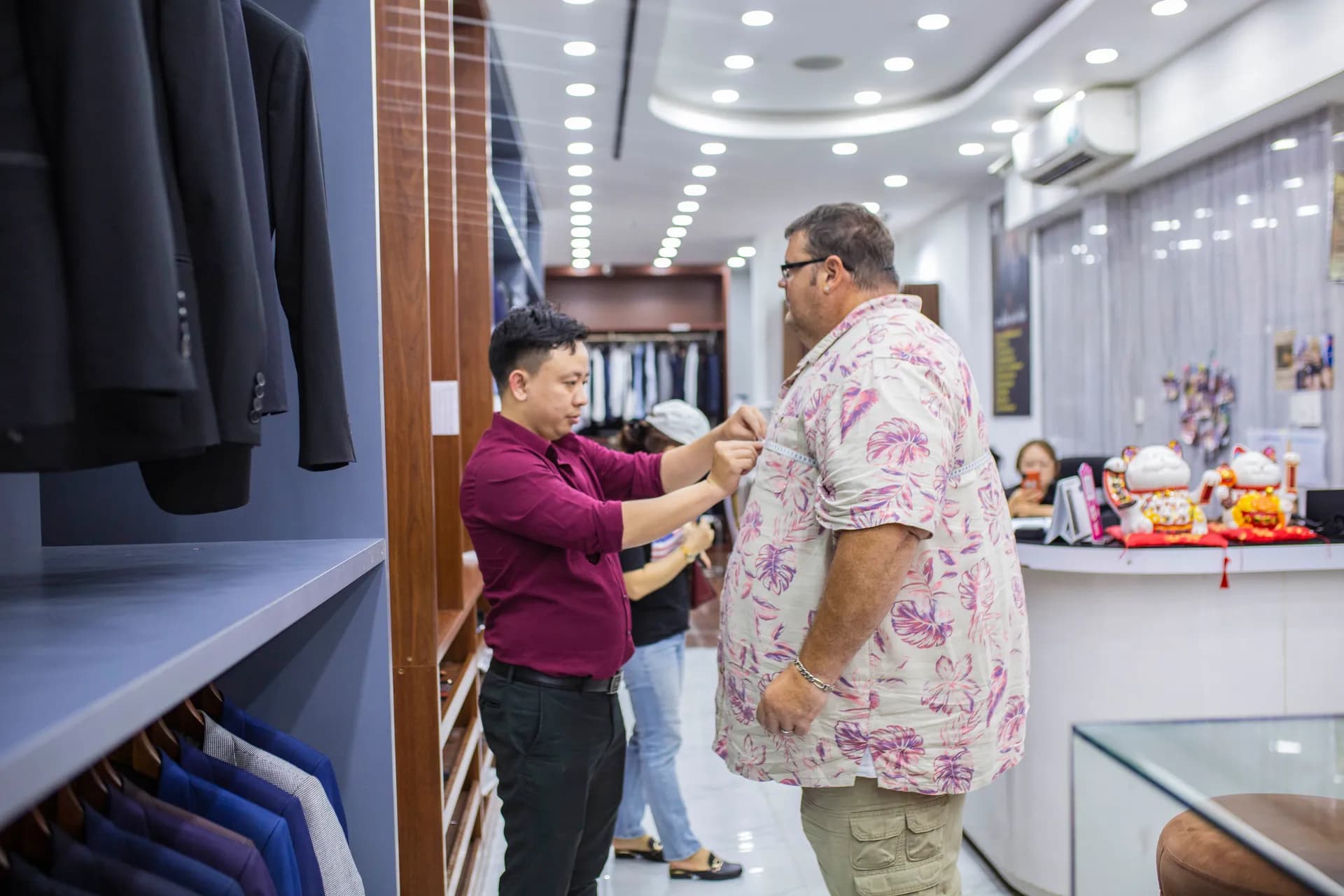 Phóng sự tại showroom — Mon Amie