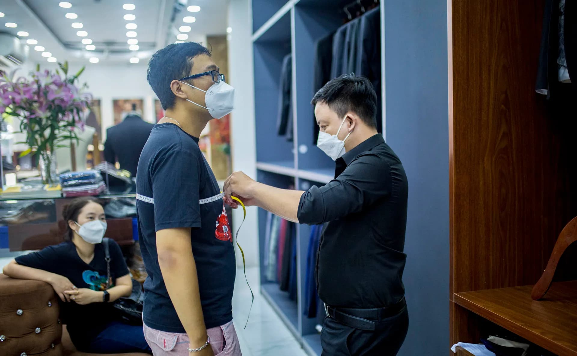 Phóng sự tại showroom — Mon Amie
