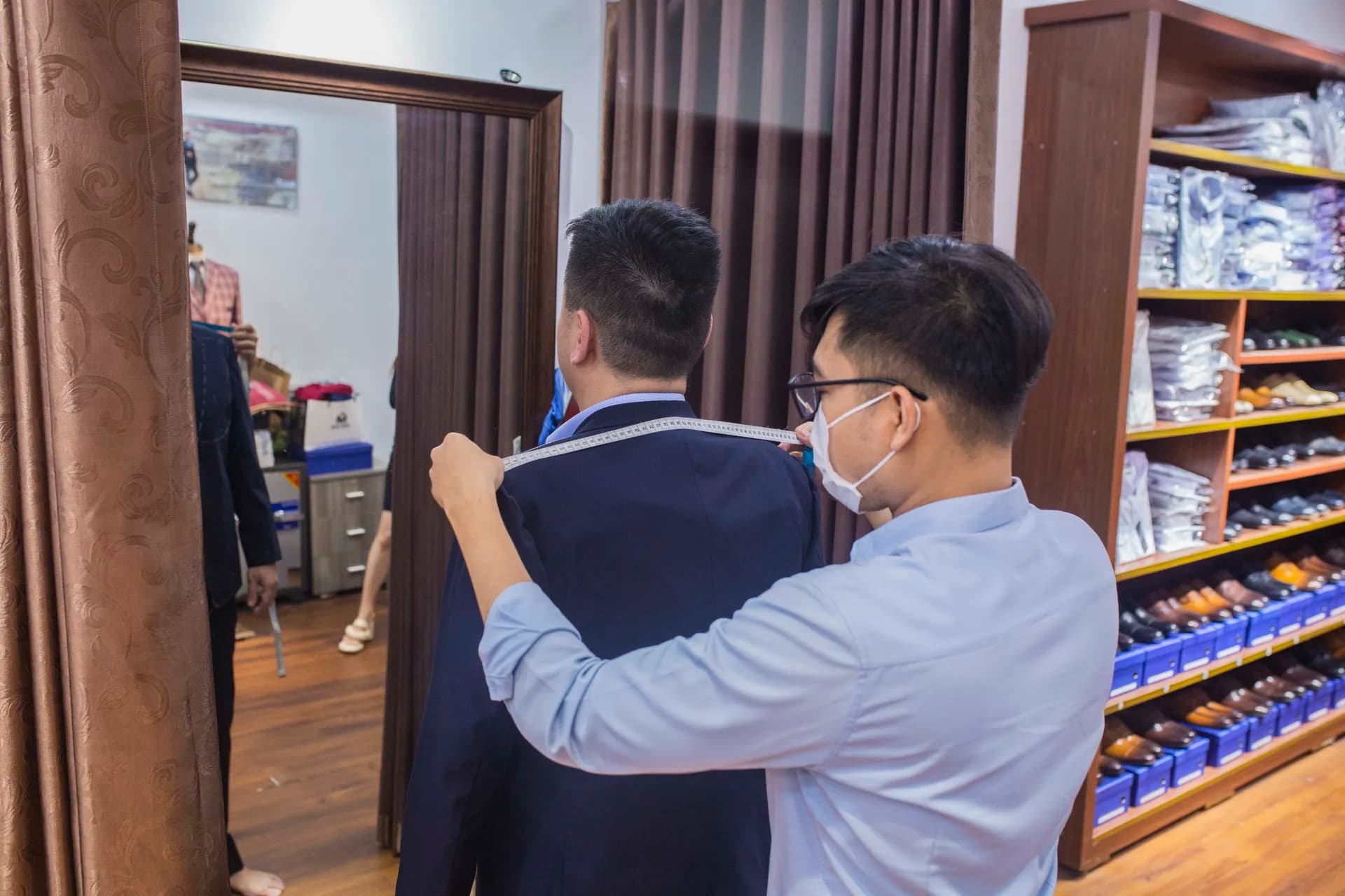 Phóng sự tại showroom — Mon Amie