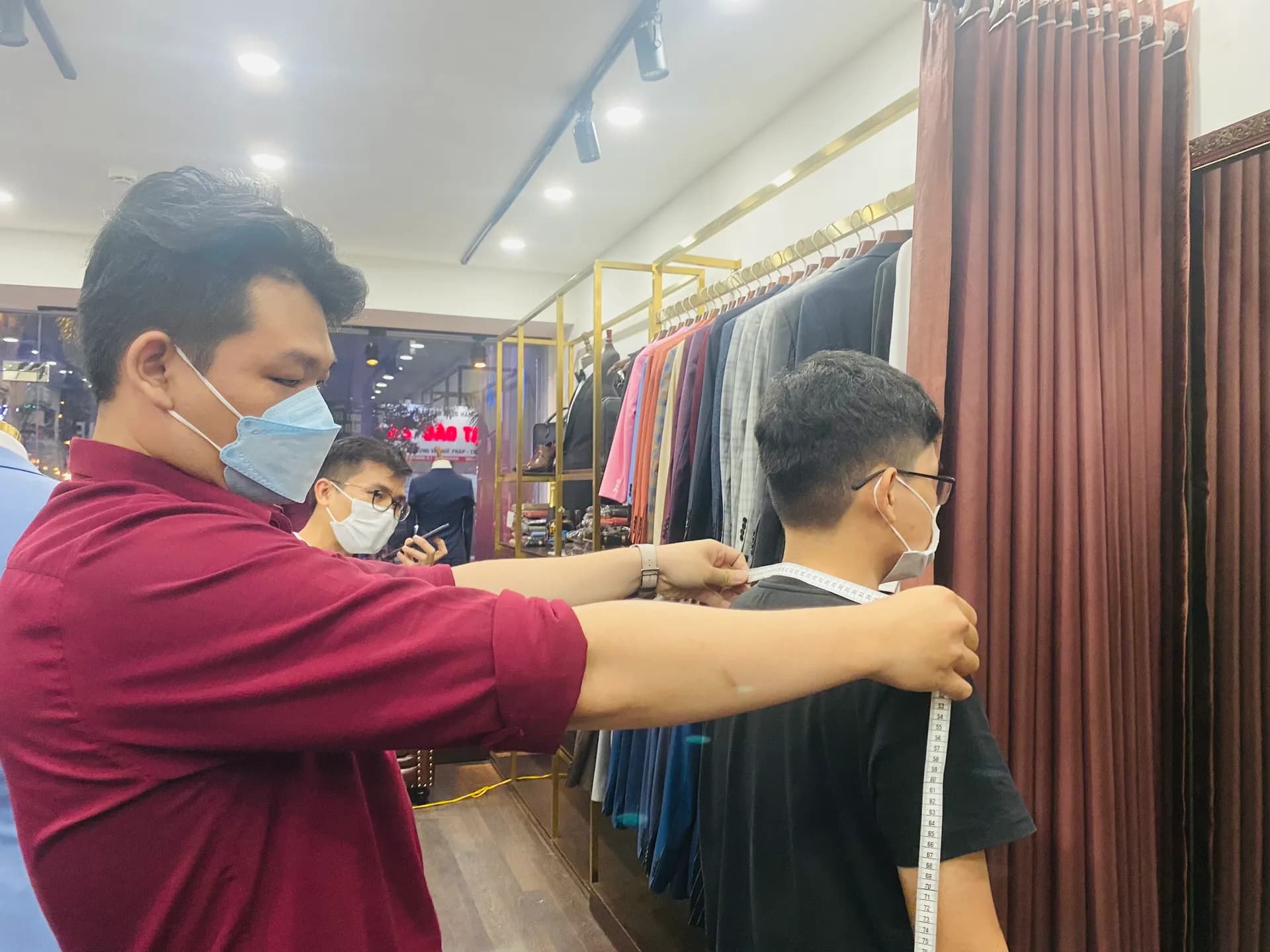 Phóng sự tại showroom — Mon Amie