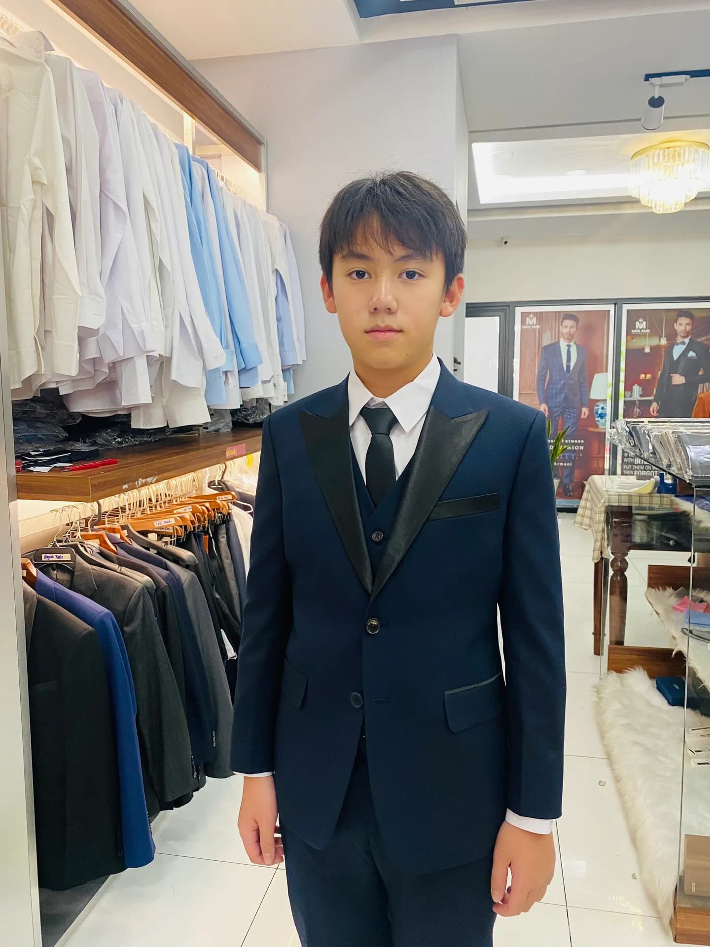 Phóng sự tại showroom — Mon Amie