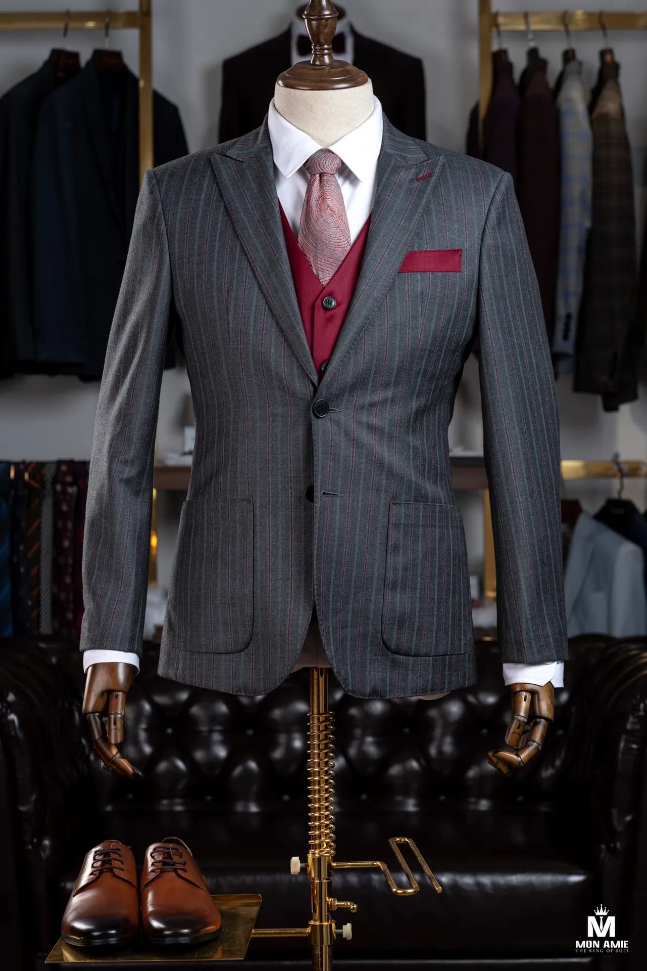 Suit Nam — Mon Amie