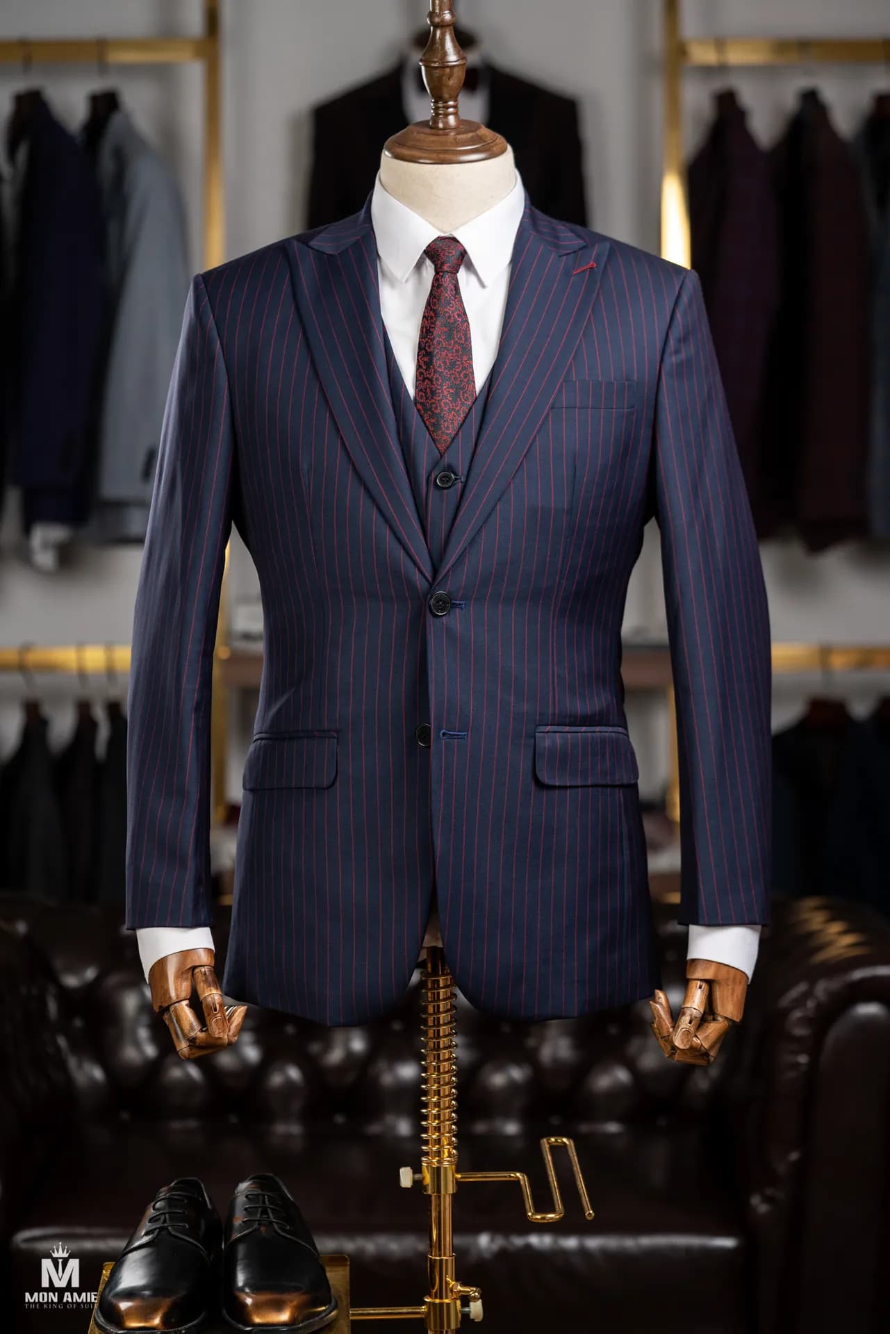 Suit Nam — Mon Amie
