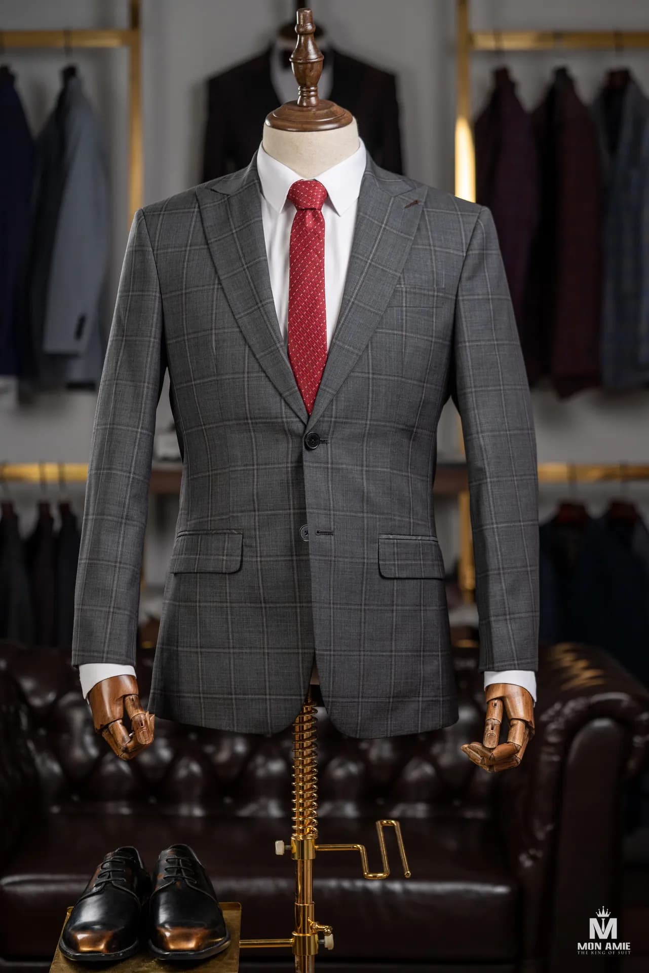 Suit Nam — Mon Amie