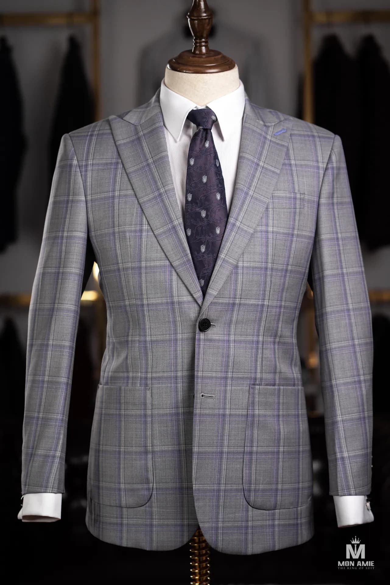 Suit Nam — Mon Amie