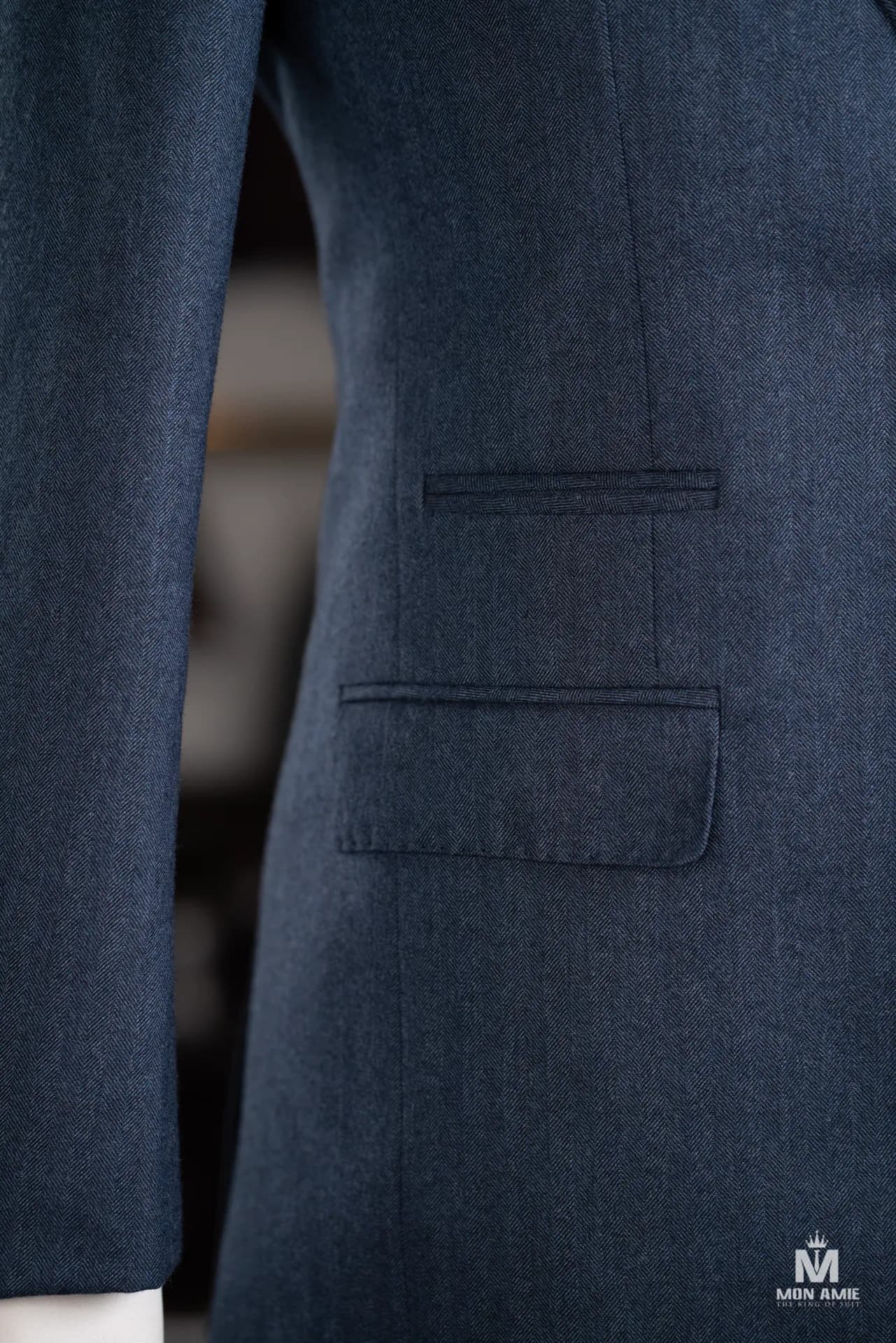 Suit Nam — Mon Amie