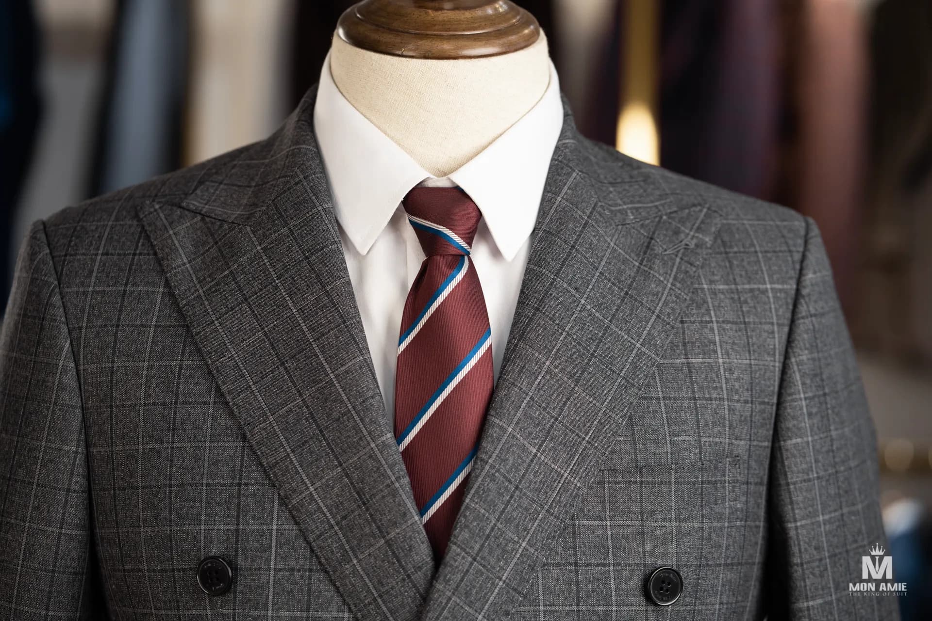 Suit Nam — Mon Amie