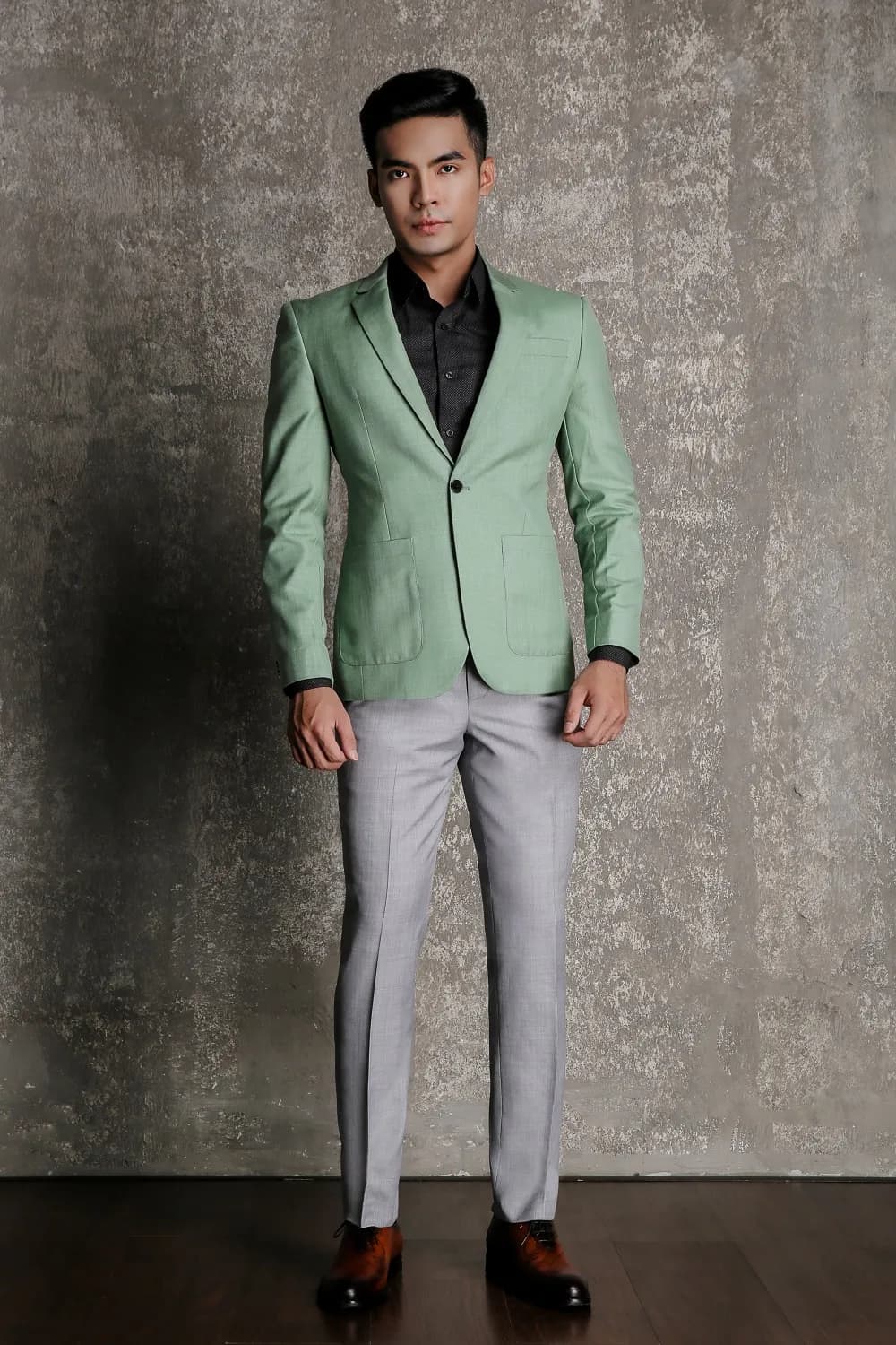 Suit Nam — Mon Amie