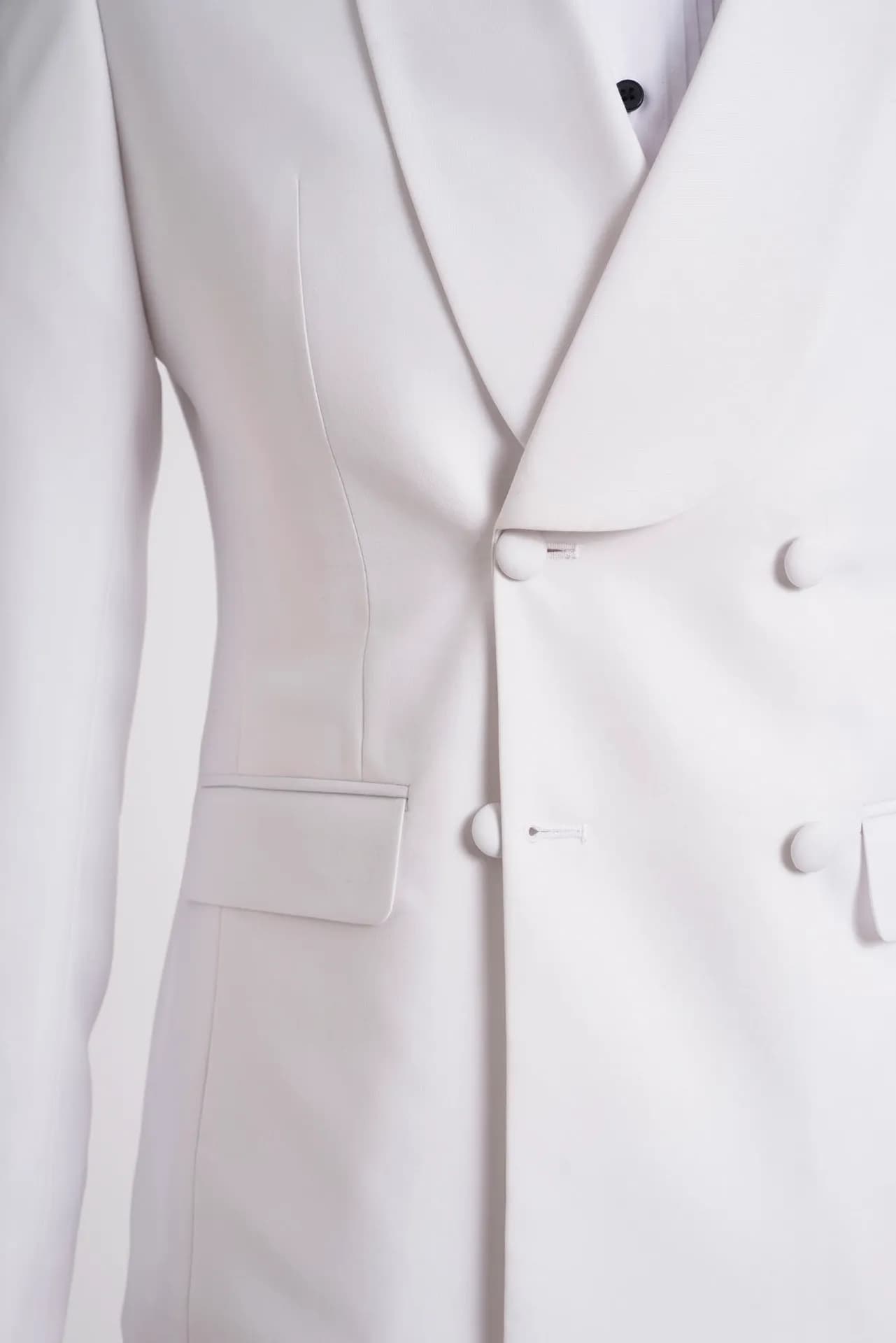 Suit Nam — Mon Amie