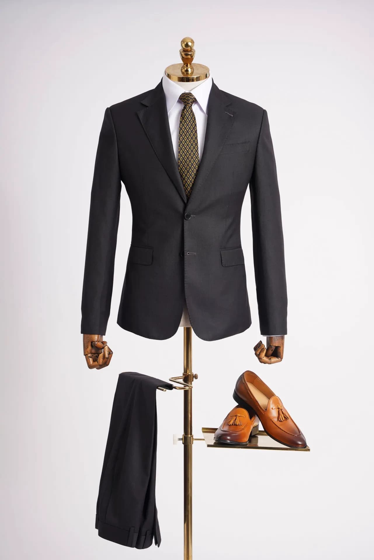Suit Nam — Mon Amie