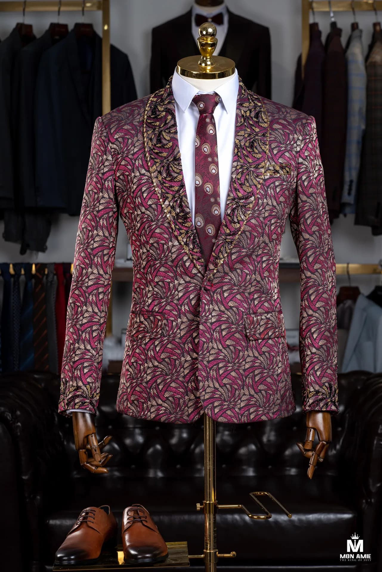 Suit Nam — Mon Amie