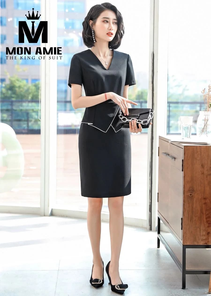 Đầm Công Sở Đen Cổ V Vạt Peplum Viền Trắng