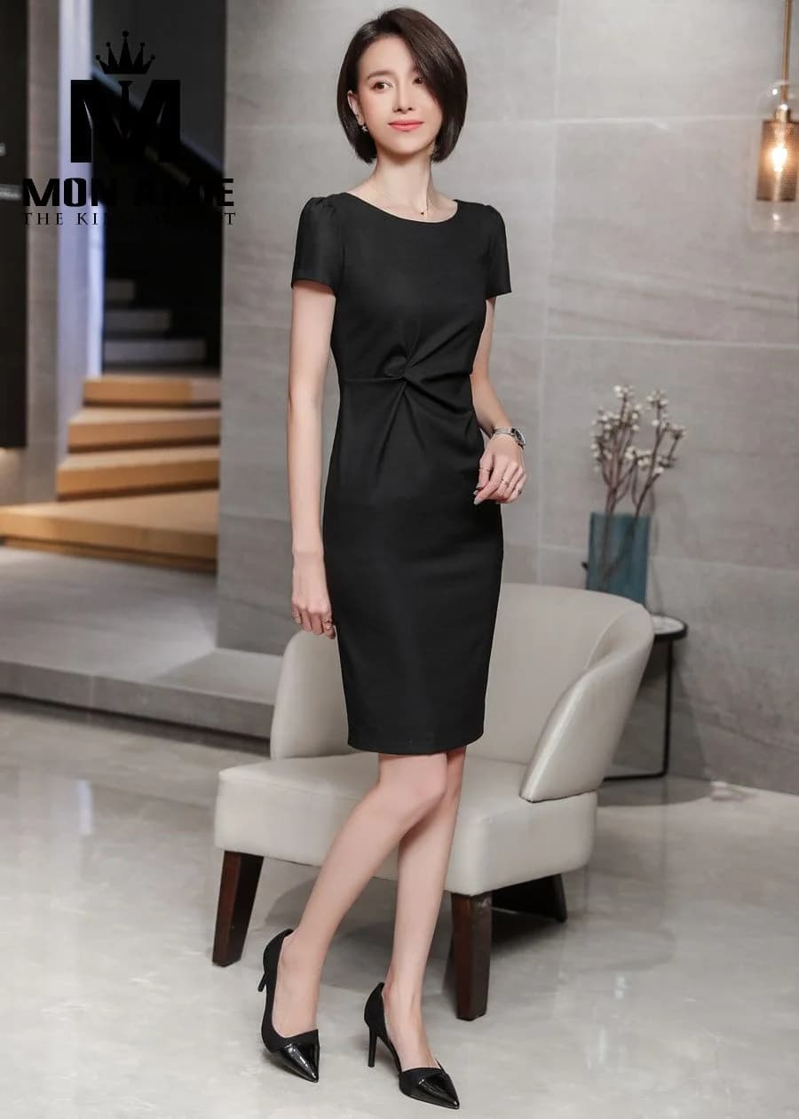 Đầm Công Sở Đen Cổ Tròn Xoắn Eo Tay Bồng Nhẹ