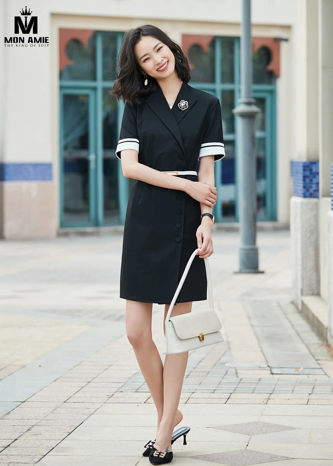Đầm Vest Đen Cài Khuy Tay Phối Trắng Đai Eo