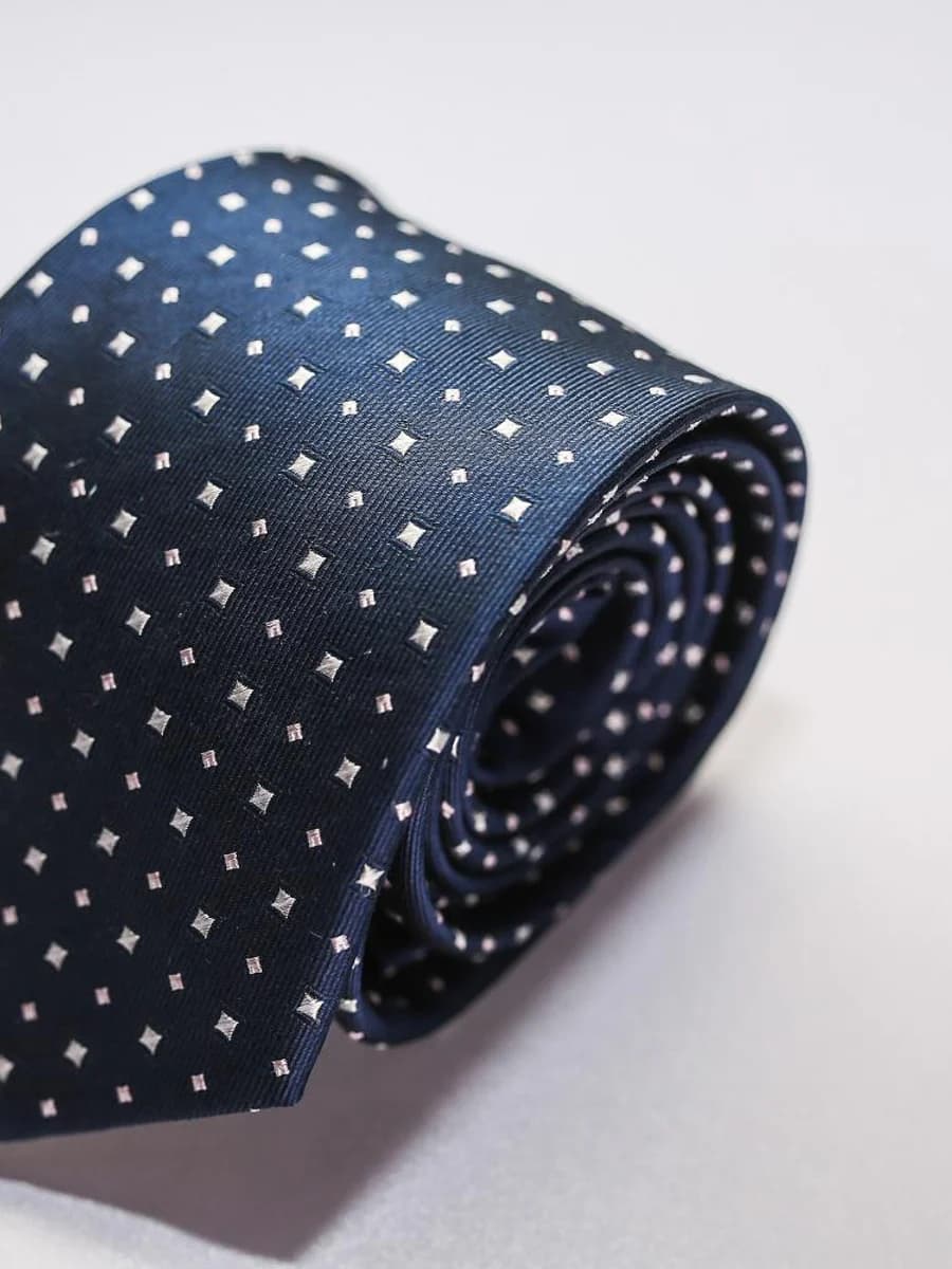 Cà Vạt Navy Điểm Bạc