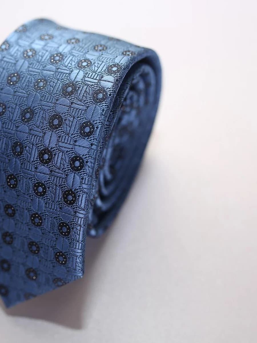Cà Vạt Chấm Hoa Xanh Denim