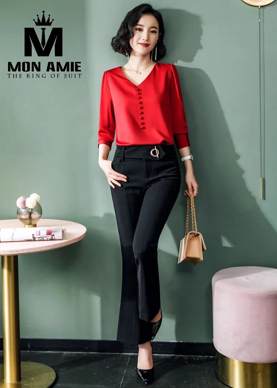 Sơ Mi Nữ Đỏ Cổ V Hàng Cúc Bọc Dọc Ngực